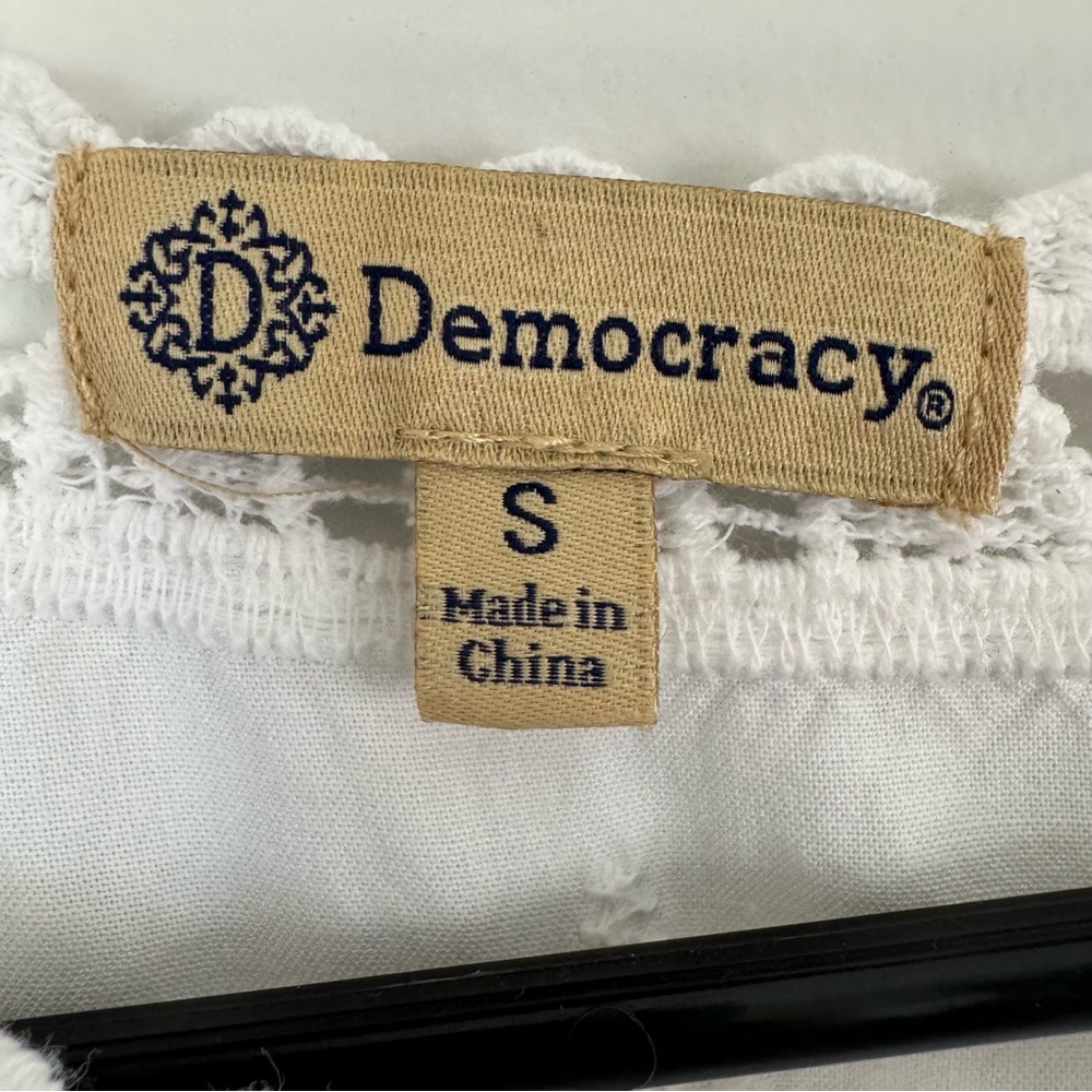 Democracy White Lace Boho Top - Picture 2 of 7